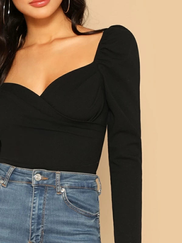 SHEIN Privé Solid Form-Fitting Sweetheart Neck Top