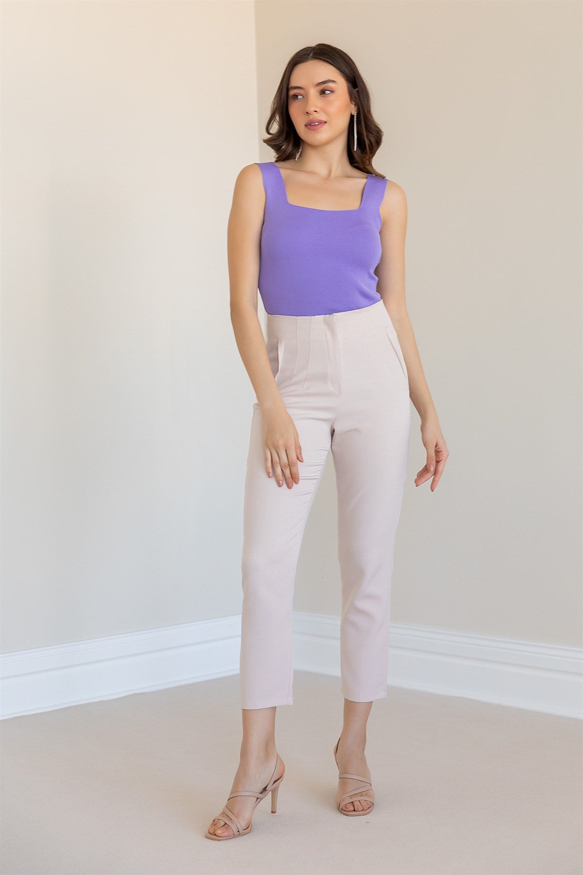 Solid High-Waist Tailored Pants - Beige – Urban Chic